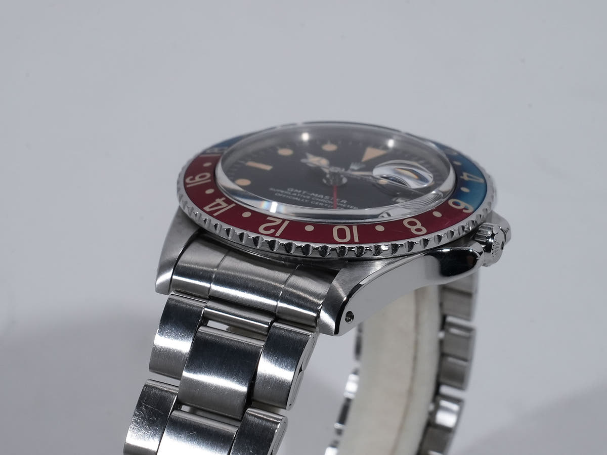 ロレックス GMTマスター Ref.1675 SS ブラック文字盤 中古 8dx3wv7r