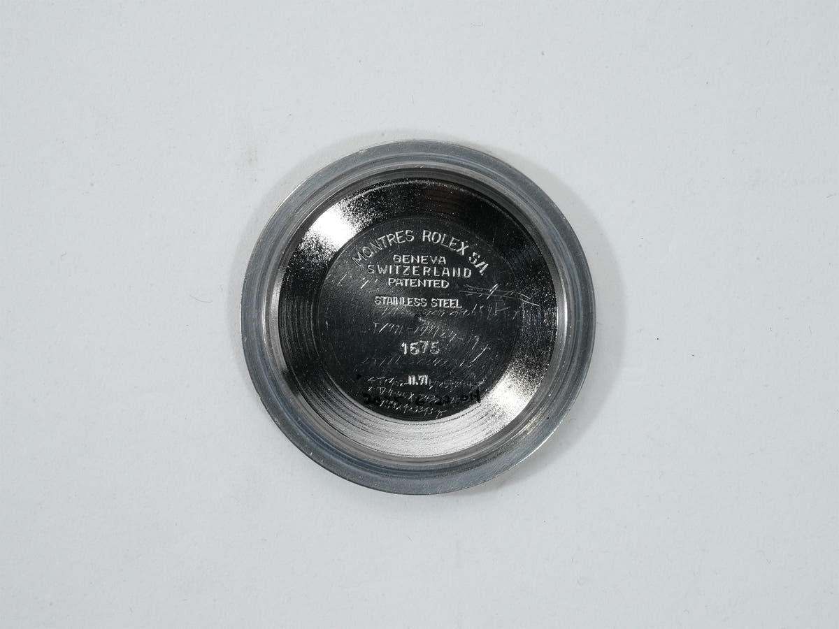 ロレックス GMTマスター Ref.1675 SS ブラック文字盤 中古 8dx3wv7r