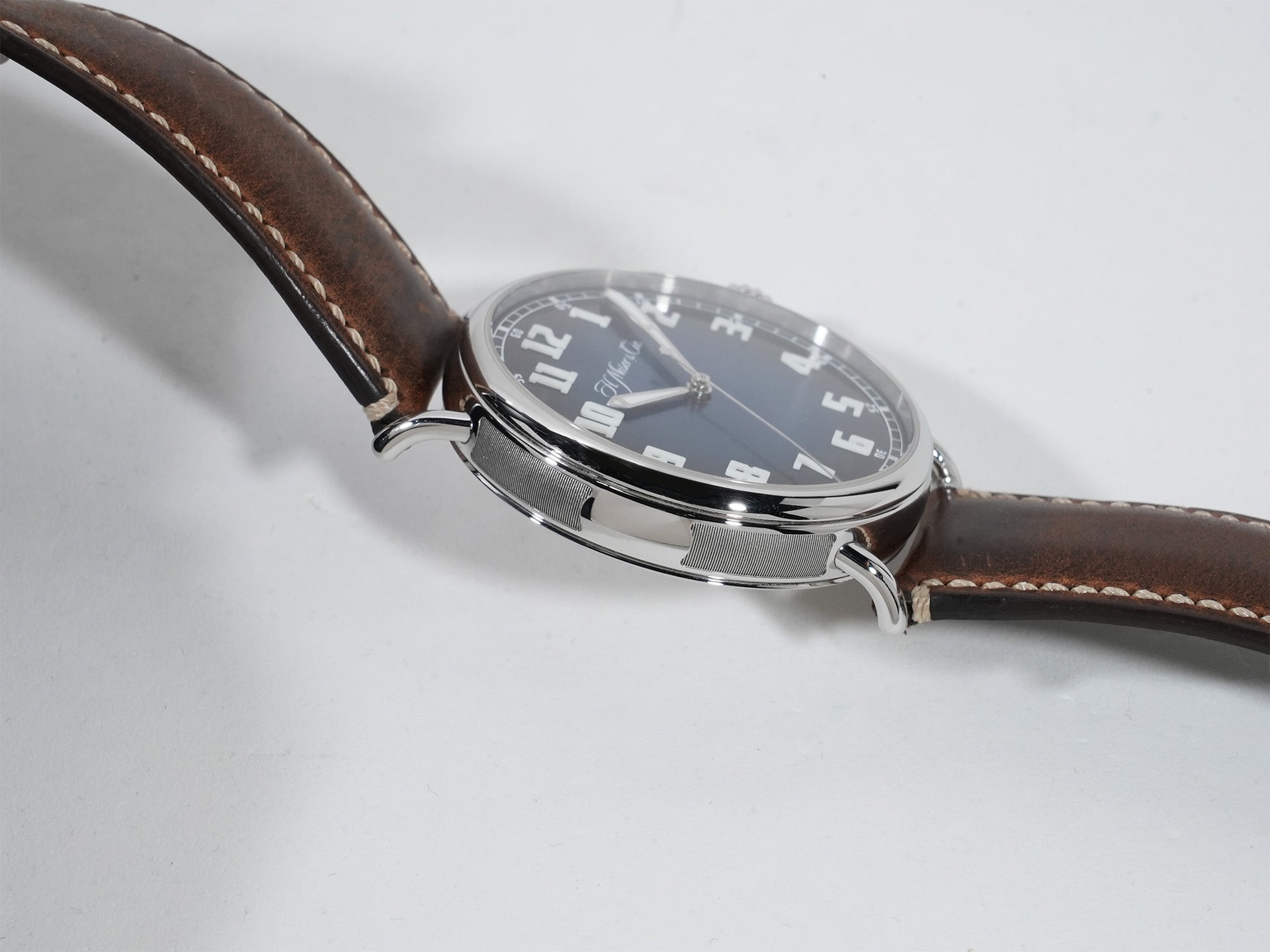 H.モーザー ヘリテージ センターセコンド Ref.8200-1201 SS ファンキーブルー フュメ文字盤 中古 mzwoma6a