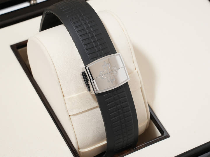 パテックフィリップ アクアノート TIFFANY＆CO. Ref.5167A-001 ステンレススチール ブラック文字盤