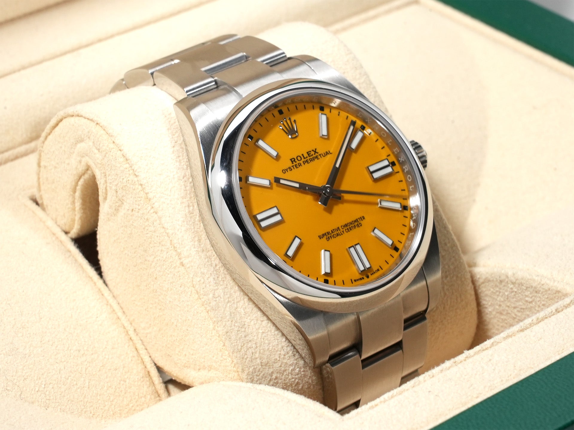 ロレックス オイスターパーペチュアル41 Ref.124300 SS イエロー文字盤 中古 owoizujr