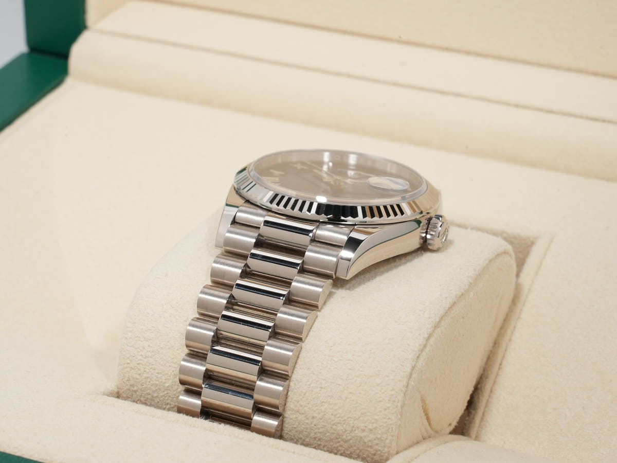 Rolex Day-Date 36 Ref.128239 18KWG Blue Ombre Dial Used 5ut4qati