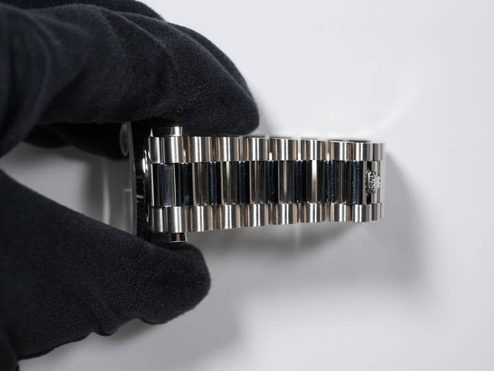 Rolex Day-Date 36 Ref. 128239 White Gold Blue Ombre Dial