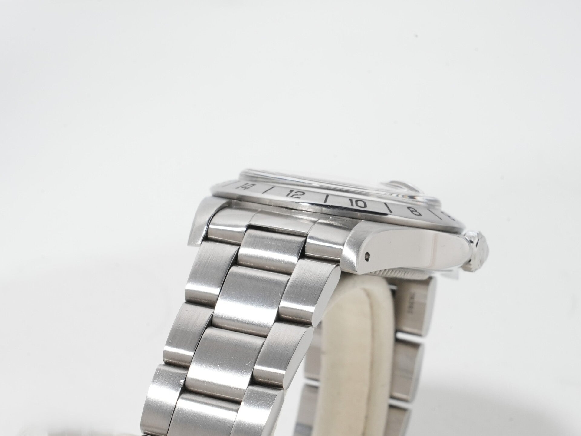 Rolex Explorer II Ref.1655 SS Black Dial Used 4opgmpn2