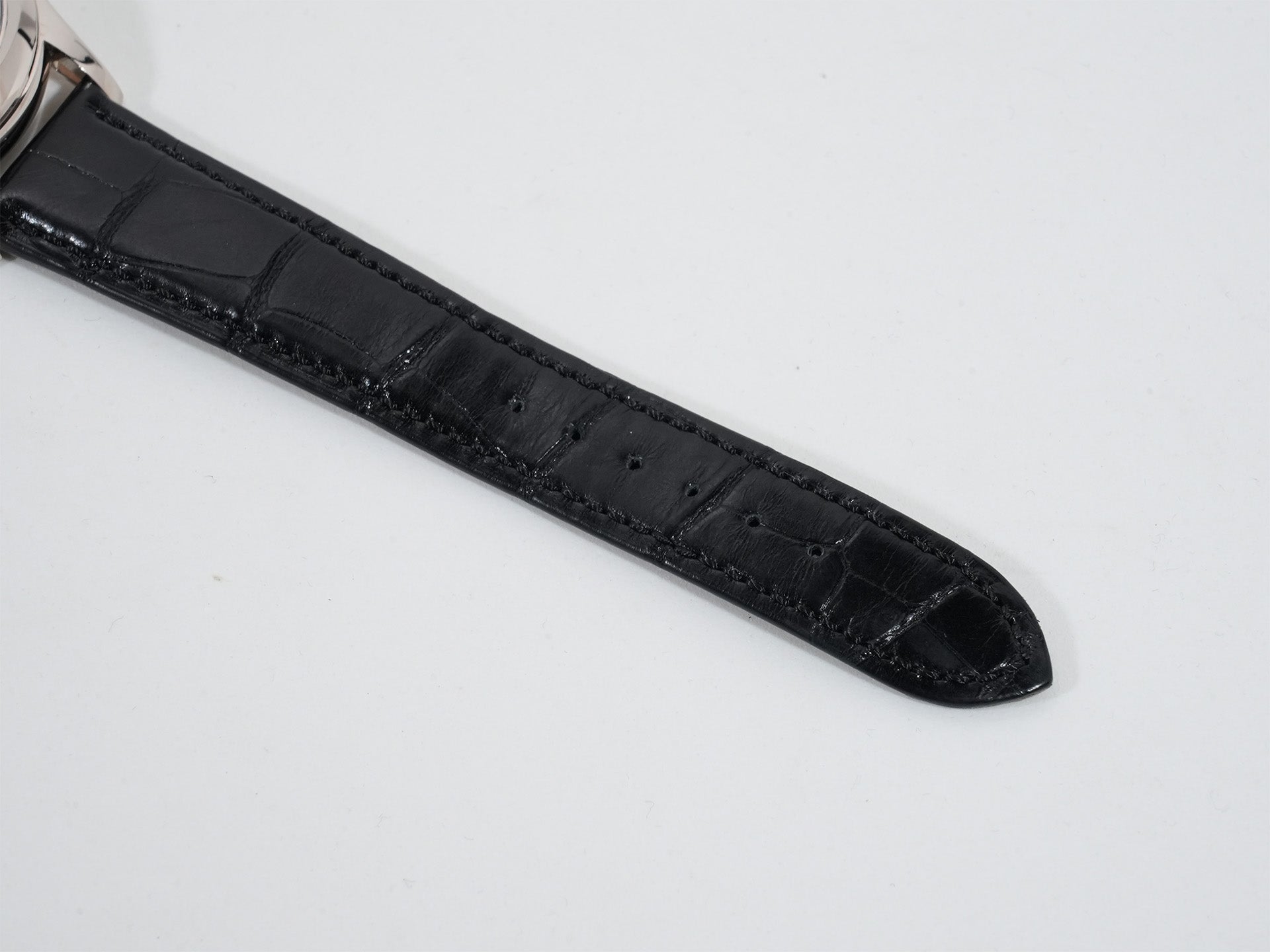 パテックフィリップ アニュアルカレンダー Ref.5205G-013 18KWG ブルーブラックグラデーション文字盤 中古 xj4xzmhh