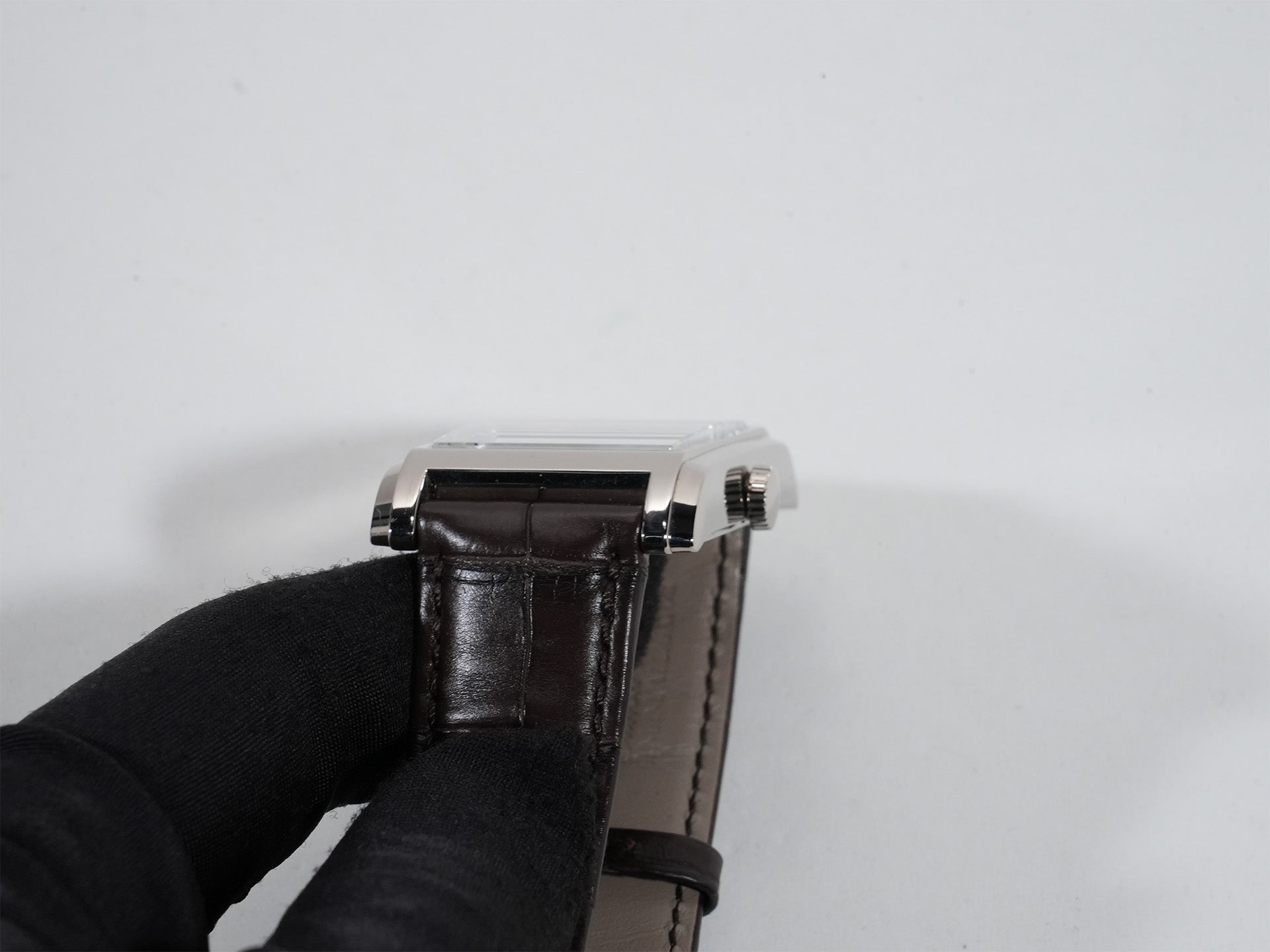 モリッツグロスマン コーナーストーン Ref.MG-002387 18KWG シルバー文字盤 中古 fjx7raj2