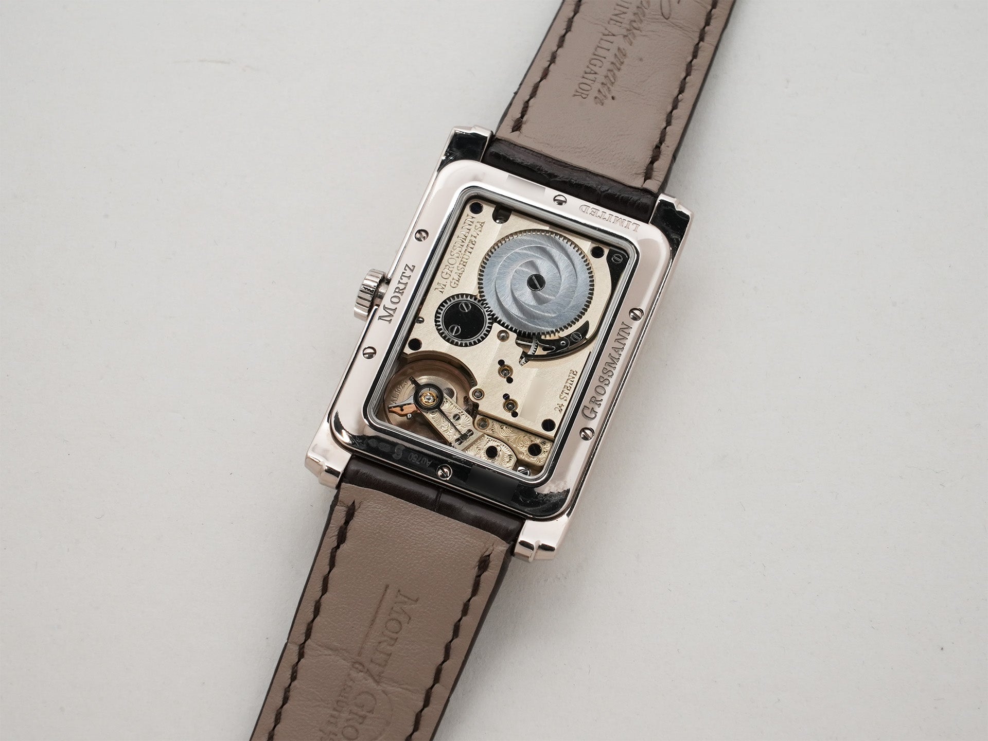モリッツグロスマン コーナーストーン Ref.MG-002387 18KWG シルバー文字盤 中古 fjx7raj2