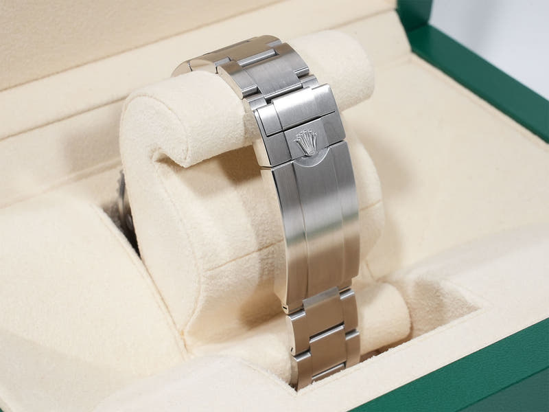 ロレックス シードゥエラー Ref.126600 SS ブラック文字盤 中古 qyk8ewg2