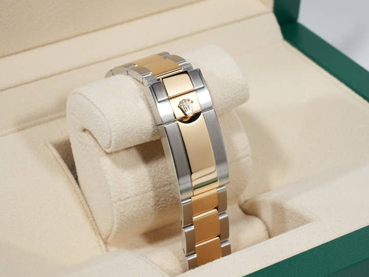 Rolex Daytona Ref. 126503 Stainless Steel/Yellow Gold Champagne Dial
