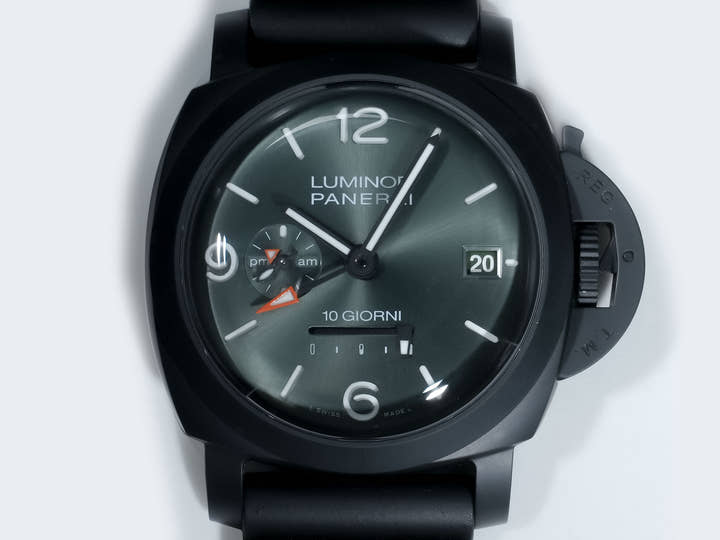 パネライ ルミノール ディエチ ジョルニ GMT チェラミカ Ref.PAM01483 BLACK CERAMIC グリーン文字盤 美中古 p2wc783g