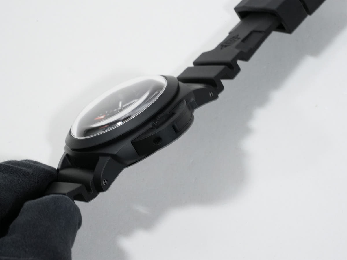 パネライ ルミノール ディエチ ジョルニ GMT チェラミカ Ref.PAM01483 BLACK CERAMIC グリーン文字盤 美中古 p2wc783g