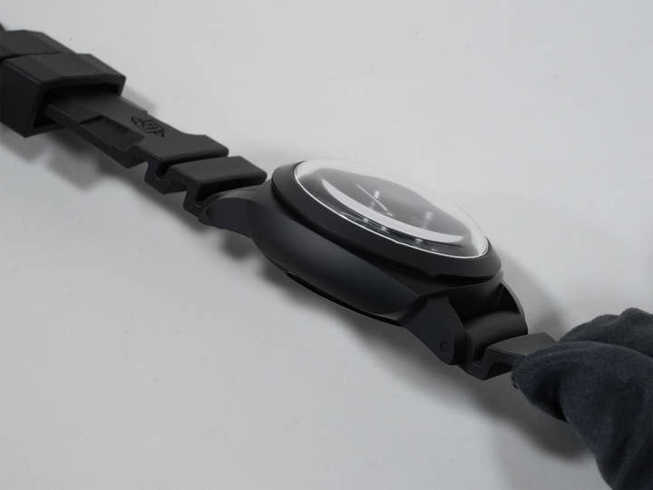 パネライ ルミノール ディエチ ジョルニ GMT チェラミカ Ref.PAM01483 BLACK CERAMIC グリーン文字盤 美中古 p2wc783g