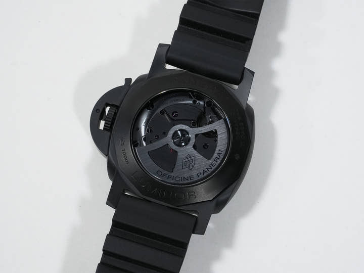 パネライ ルミノール ディエチ ジョルニ GMT チェラミカ Ref.PAM01483 BLACK CERAMIC グリーン文字盤 美中古 p2wc783g
