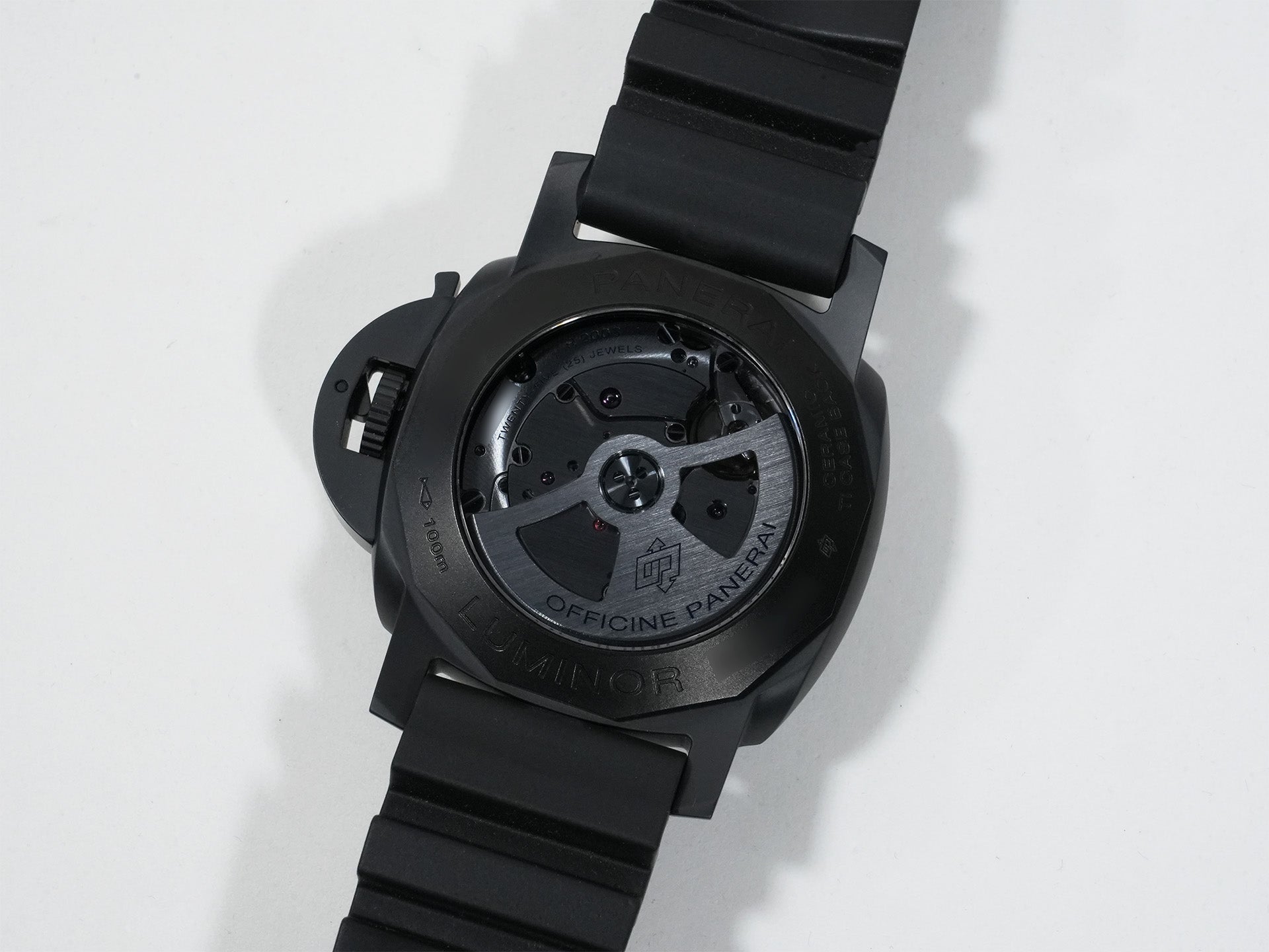 パネライ ルミノール ディエチ ジョルニ GMT チェラミカ Ref.PAM01483 BLACK CERAMIC グリーン文字盤 美中古 p2wc783g