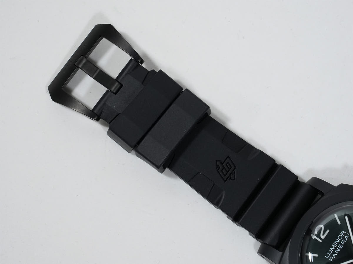パネライ ルミノール ディエチ ジョルニ GMT チェラミカ Ref.PAM01483 BLACK CERAMIC グリーン文字盤 美中古 p2wc783g