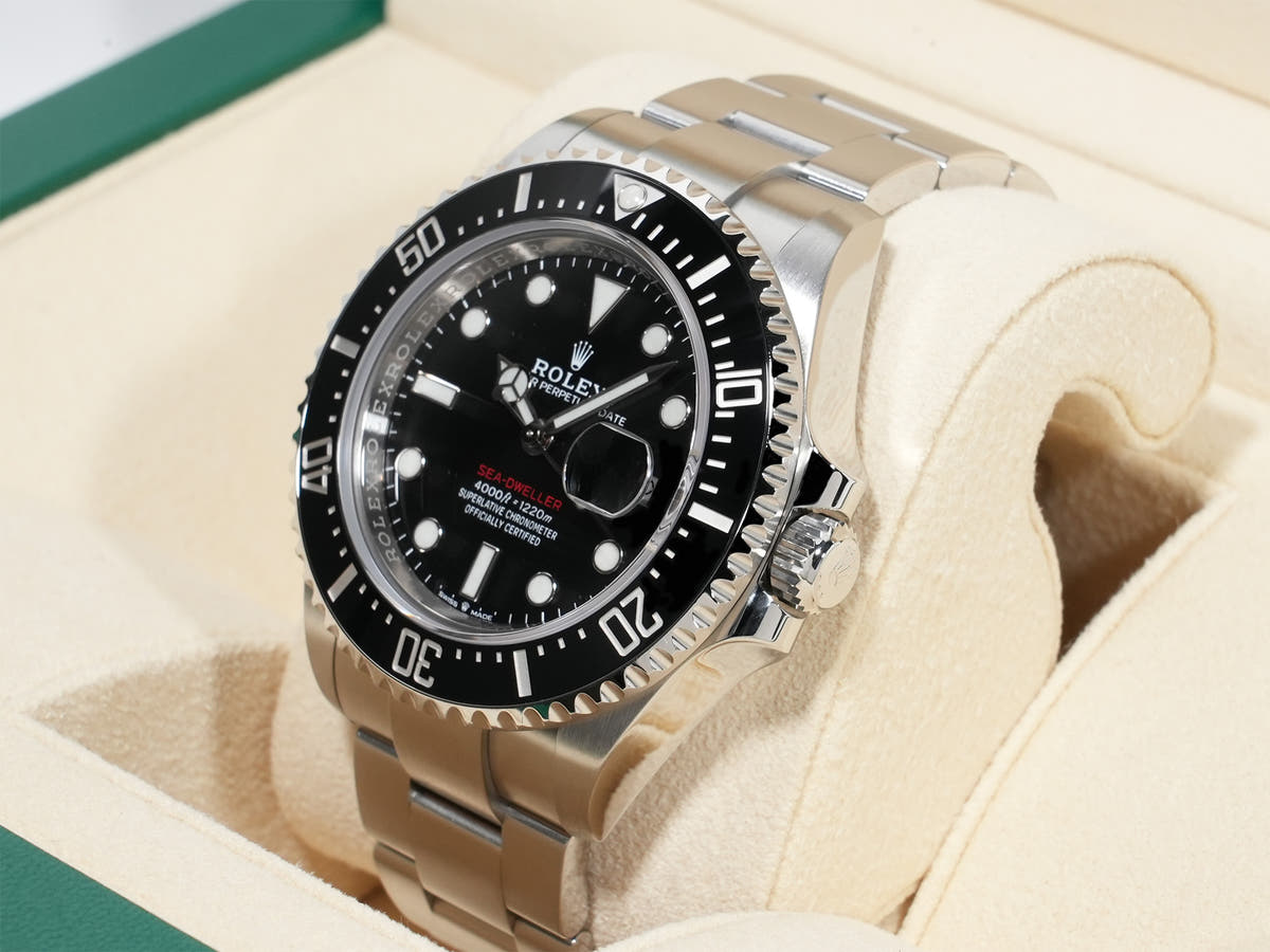 ロレックス シードゥエラー Ref.126600 SS ブラック文字盤 美中古 shpkbqm2