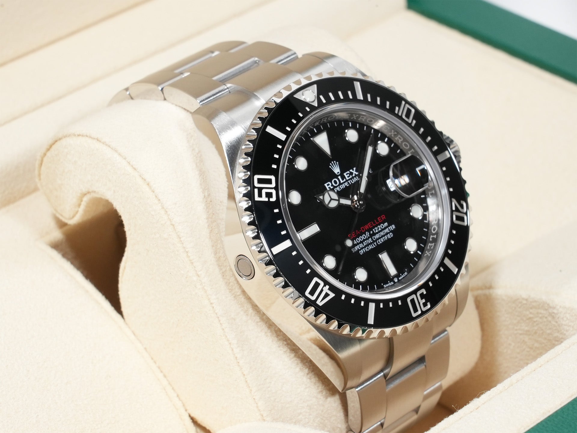 ロレックス シードゥエラー Ref.126600 SS ブラック文字盤 美中古 shpkbqm2