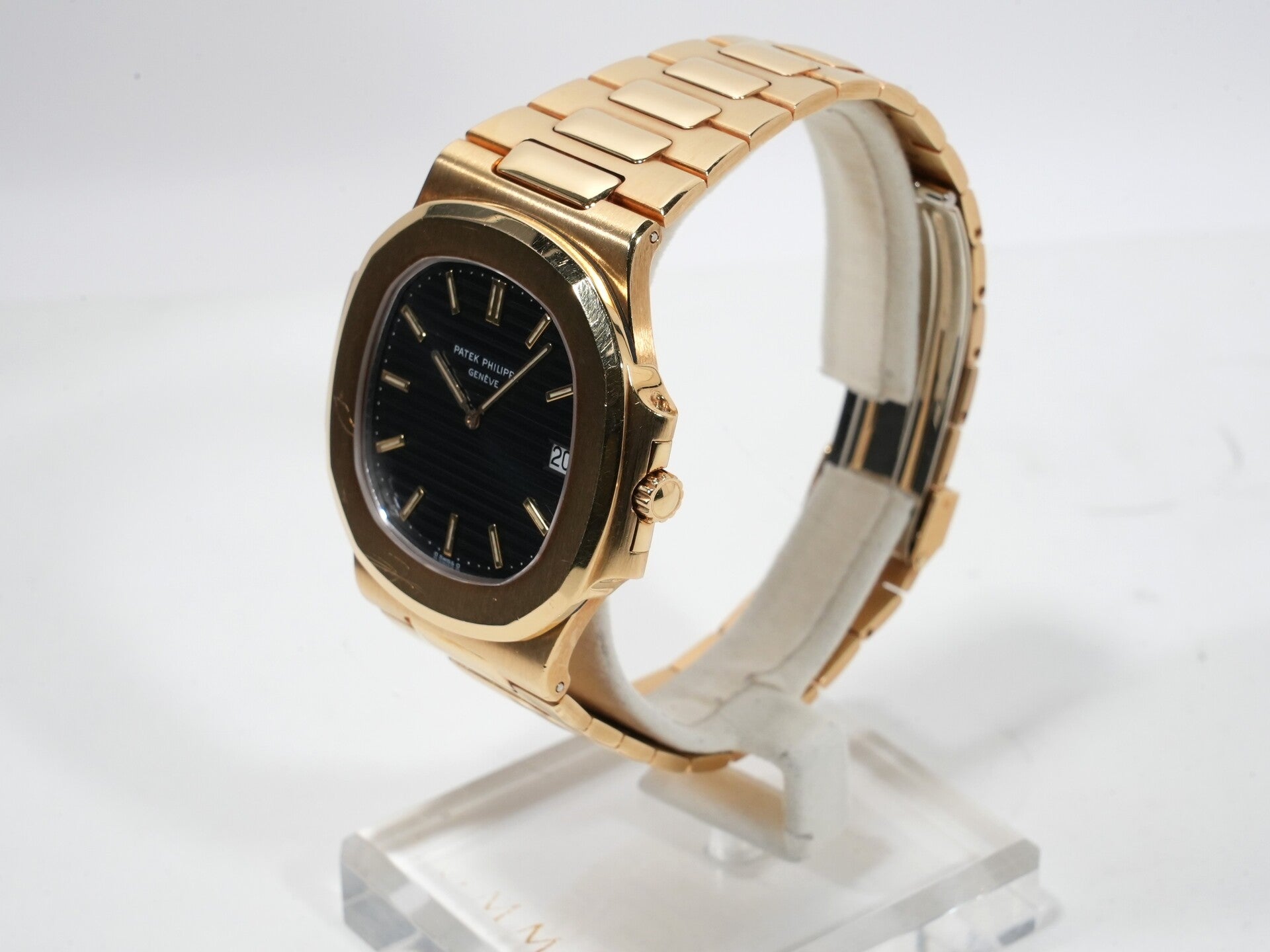 パテックフィリップ ノーチラス Ref.3700/11 18KYG ブルー文字盤 中古 bqjh2em3