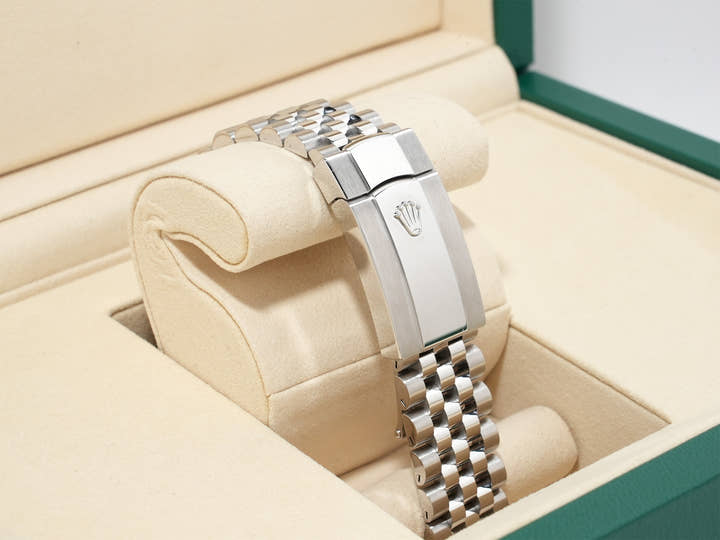 Rolex Datejust 41 Ref. 126300 Stainless Steel Mint Green Dial