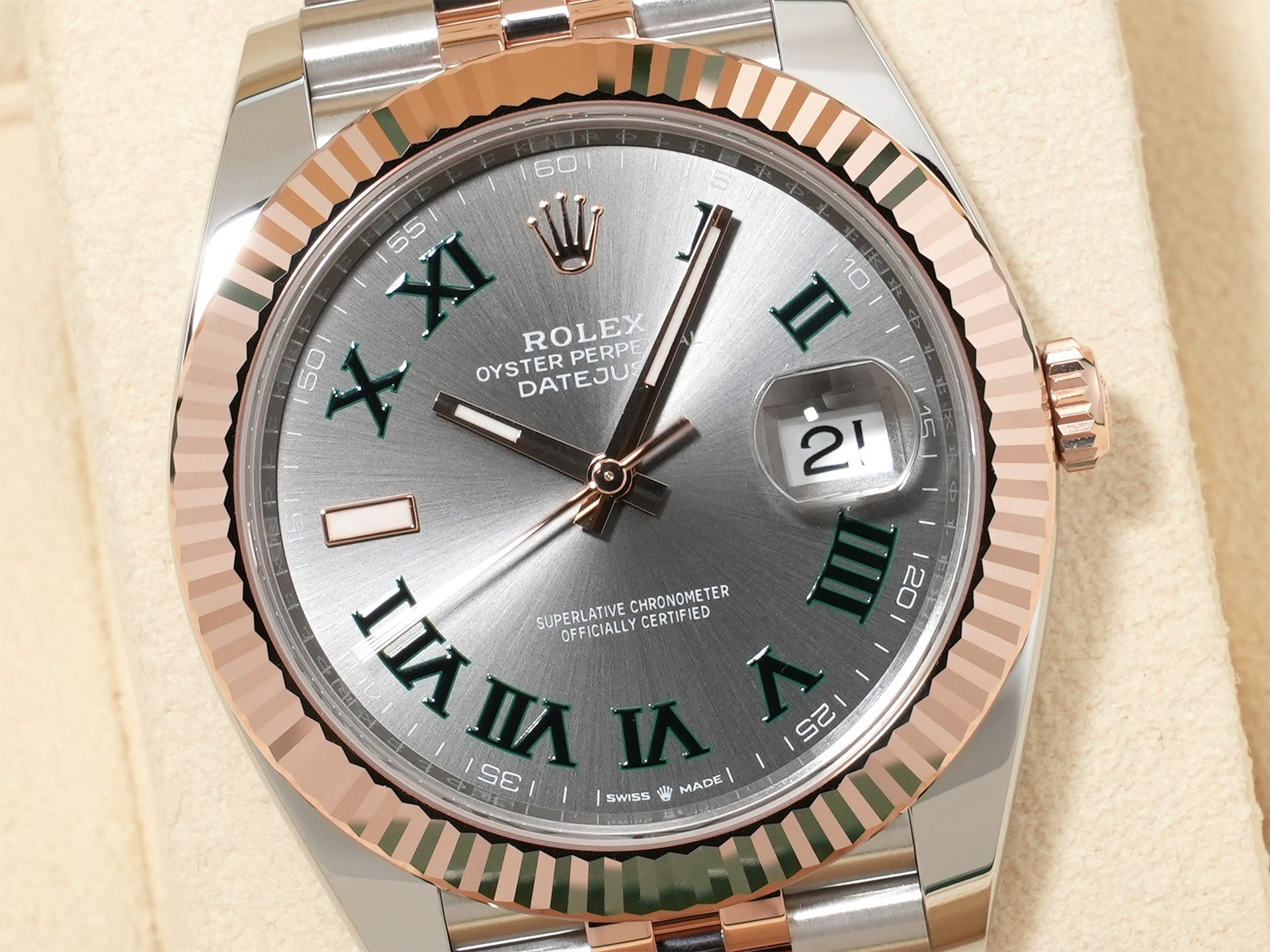 ロレックス デイトジャスト41 Ref.126331 SS/ERG スレートローマン文字盤 ジュビリーブレスレット 未使用 9rypzr9d