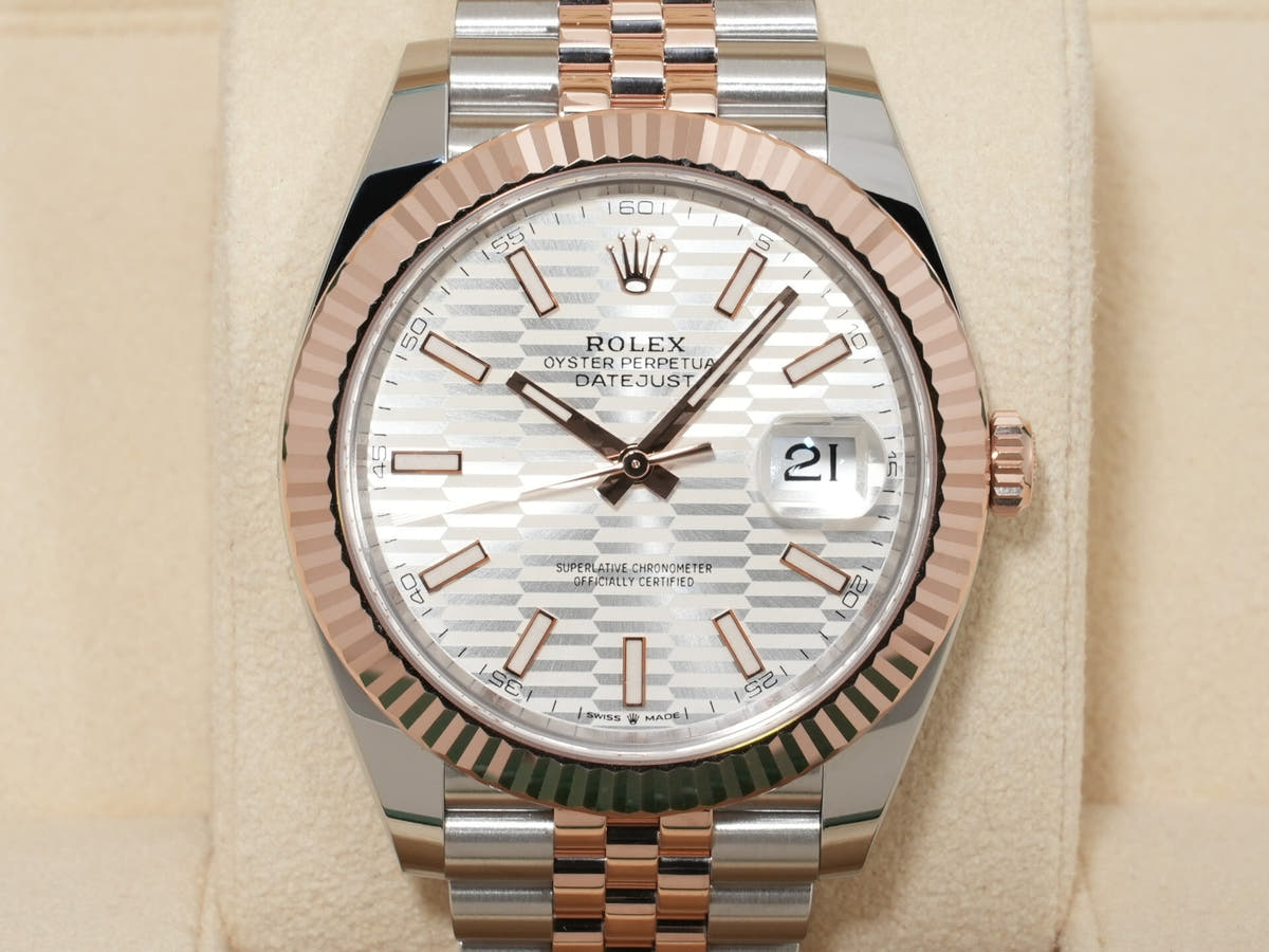 ロレックス デイトジャスト41 Ref.126331 SS/ERG シルバーフルーテッド文字盤 中古 ahom6pif