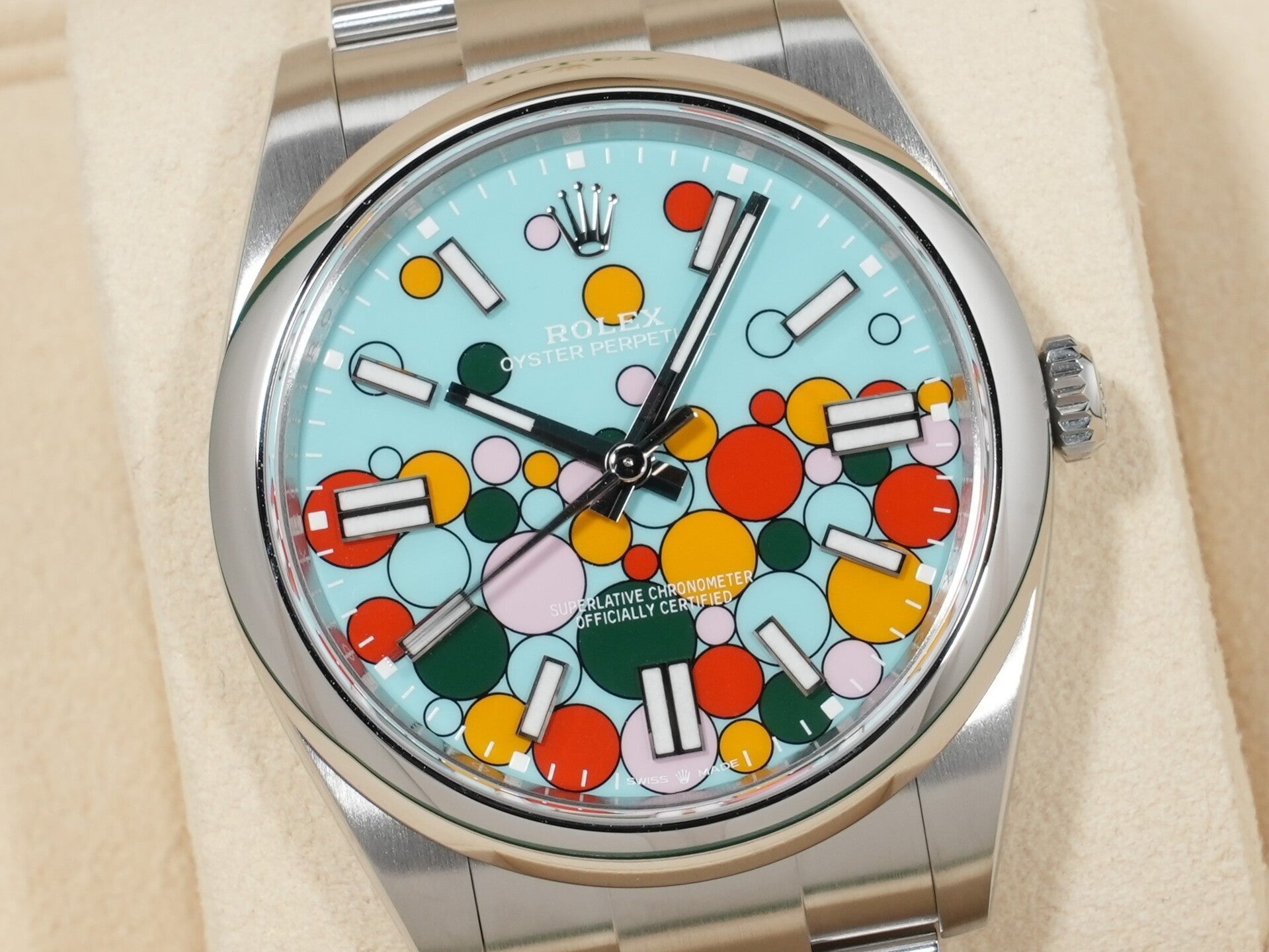 ロレックス オイスターパーペチュアル41 Ref.124300 SS セレブレーションモチーフ文字盤 美品 za9y6wx2