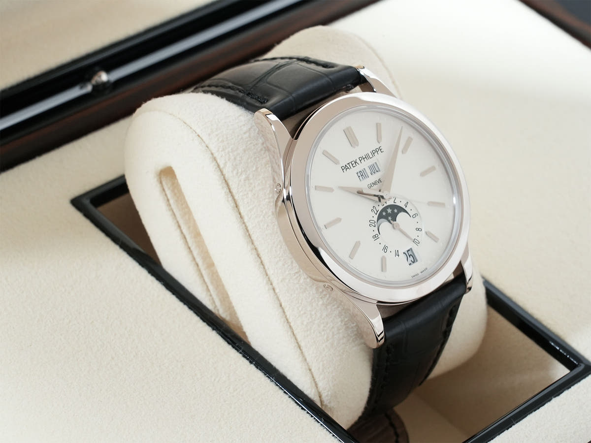 Patek Philippe Annual Calendar Moon Phase Ref.5396G-011 18KWG Silver Opaline Dial Good Condition pfdb7nbo