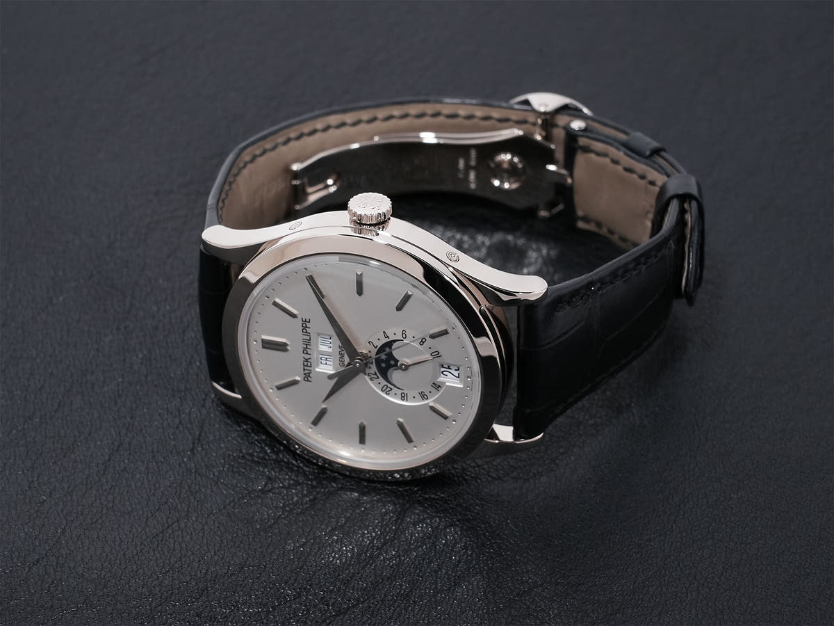 Patek Philippe Annual Calendar Moon Phase Ref.5396G-011 18KWG Silver Opaline Dial Good Condition pfdb7nbo