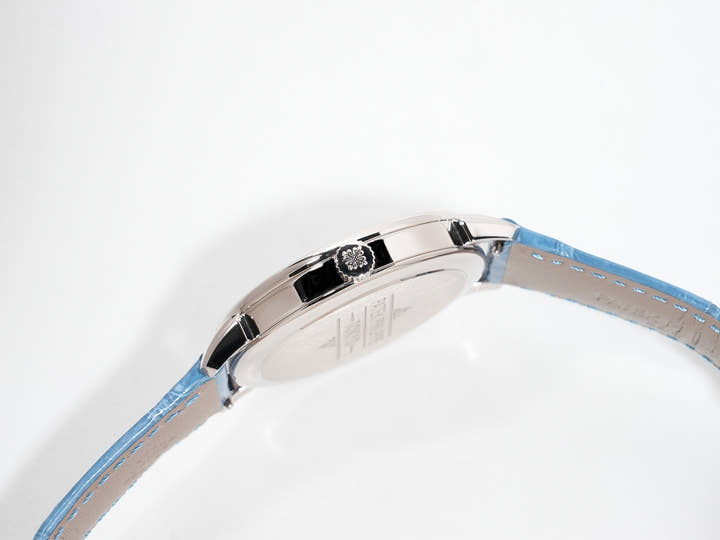Patek Philippe Calatrava Grand Exhibition Tokyo 2023 Ref. 6127G-010 White Gold Light Blue Lacquer Dial
