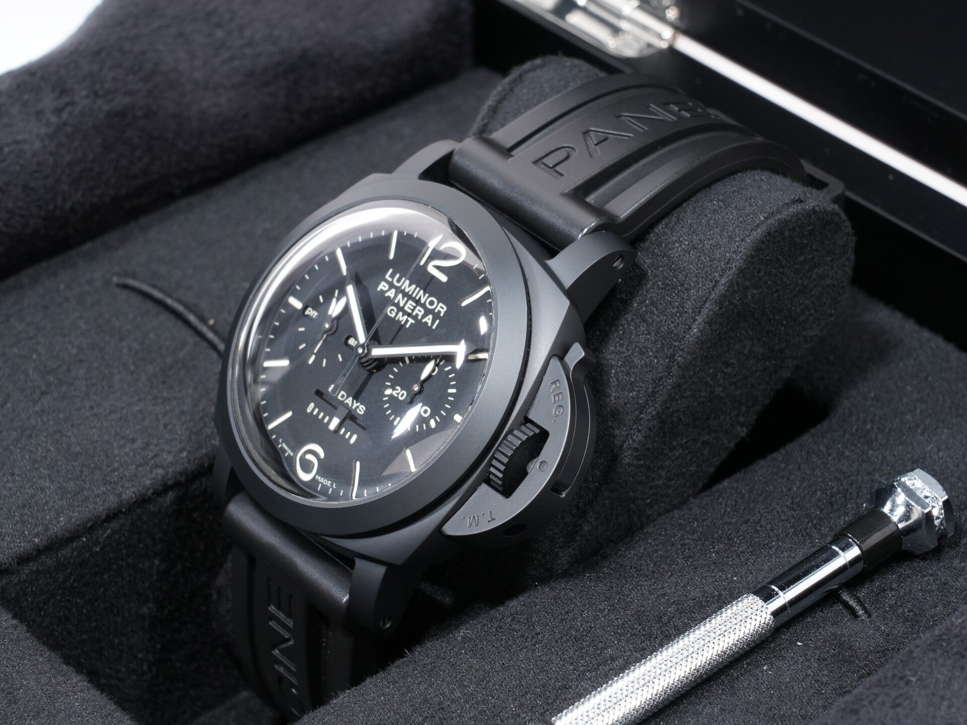 パネライ ルミノール 1950 8DAYSクロノ モノプルサンテGMT Ref.PAM00317 BLACK CERAMIC ブラック文字盤 美中古 3scgaox9