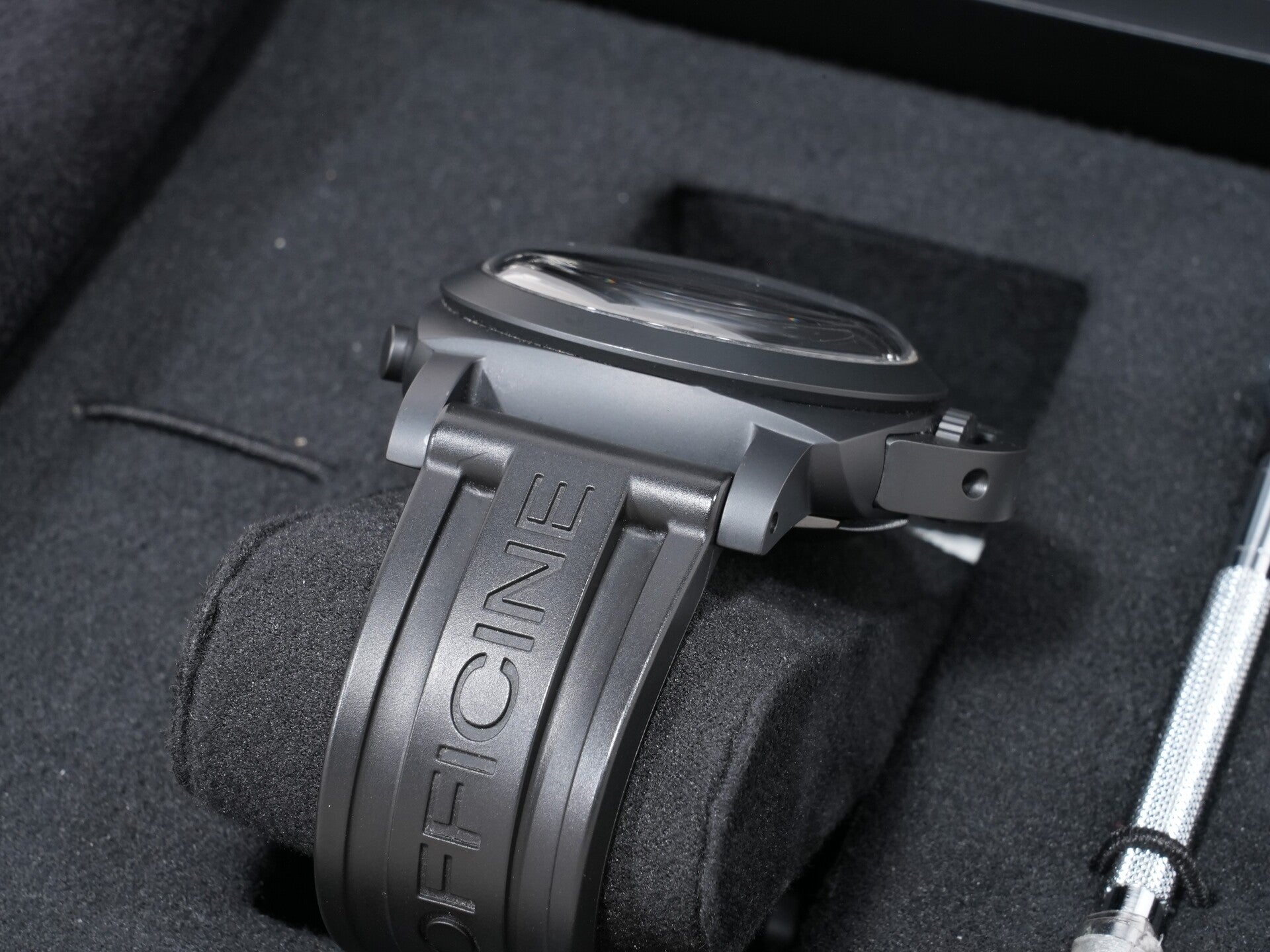 パネライ ルミノール 1950 8DAYSクロノ モノプルサンテGMT Ref.PAM00317 BLACK CERAMIC ブラック文字盤 美中古 3scgaox9