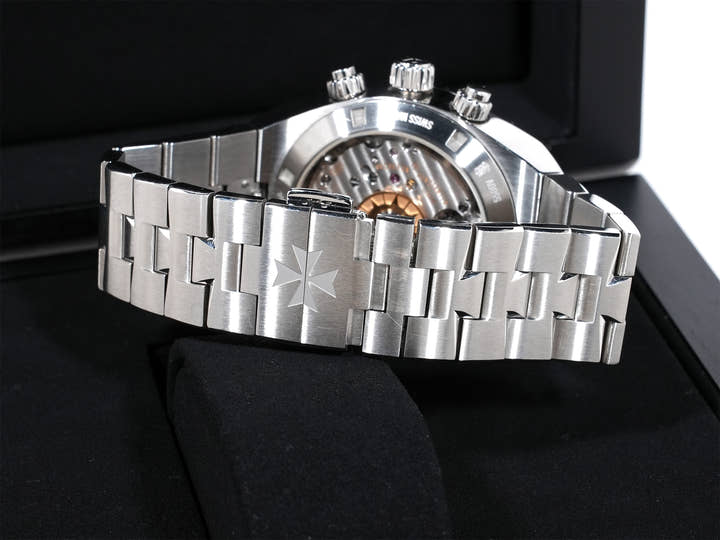 Vacheron Constantin Overseas Chronograph Ref.5500V/110A-B481 SS Black Dial Used x3cbtexo