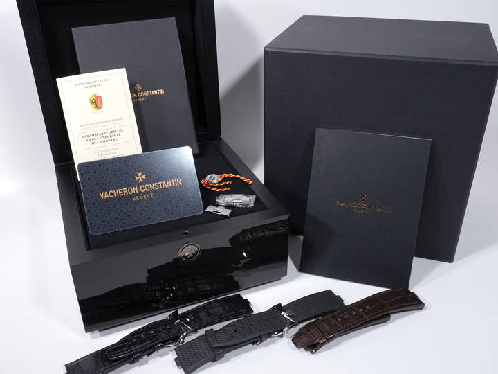 Vacheron Constantin Overseas Chronograph Ref.5500V/110A-B481 SS Black Dial Used x3cbtexo