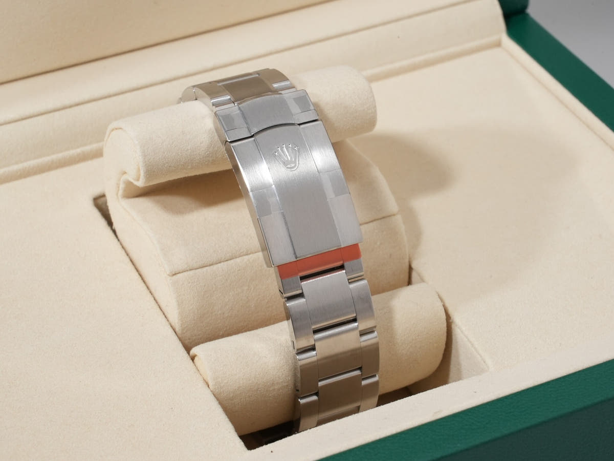ロレックス オイスターパーペチュアル41 Ref.134300 SS ベージュ文字盤 未使用 6cicus8p