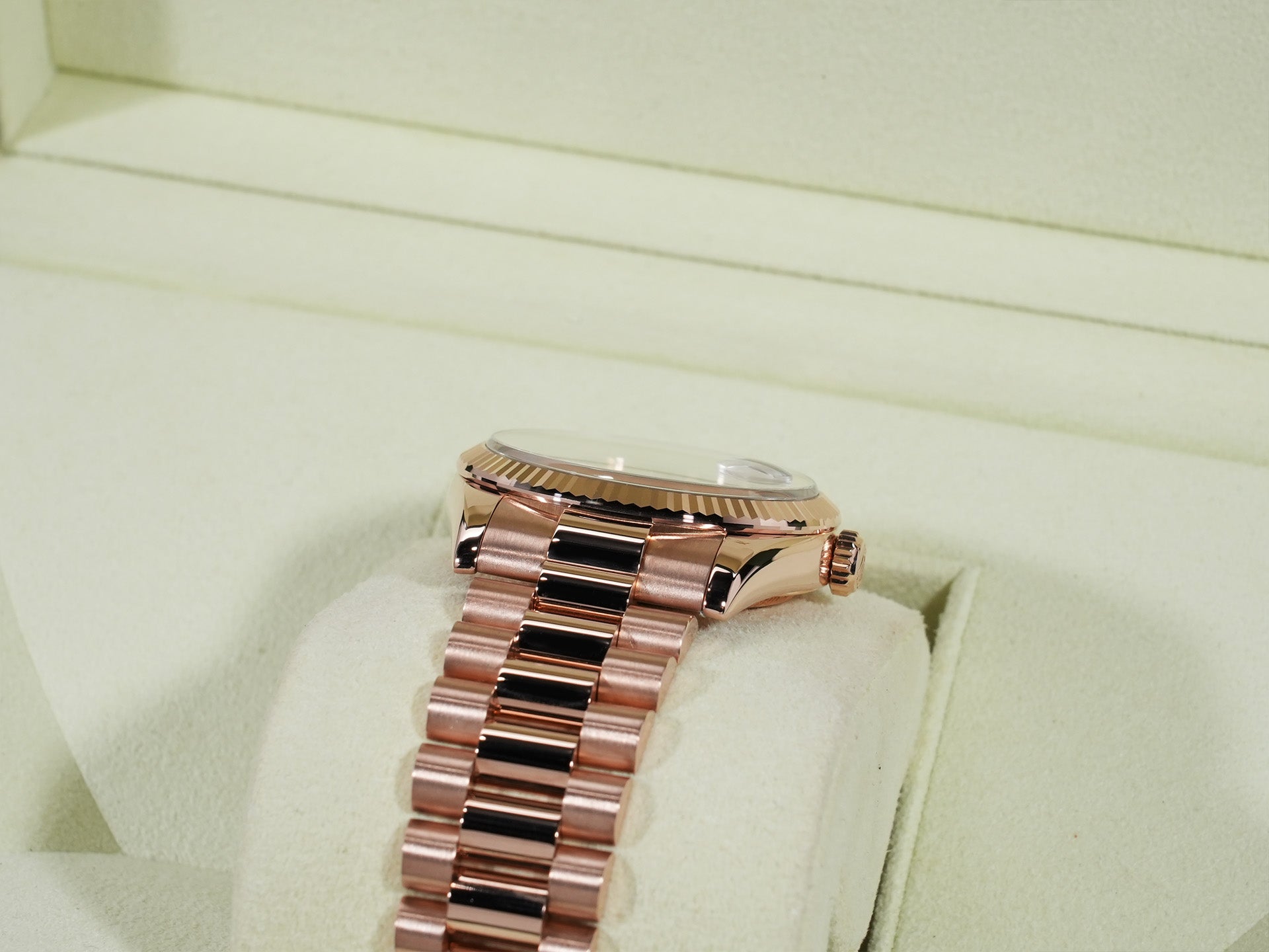 Rolex Day-Date Ref.118235A 18KPG Pink x 10P Diamond Dial Good Condition Used ax73qhh6