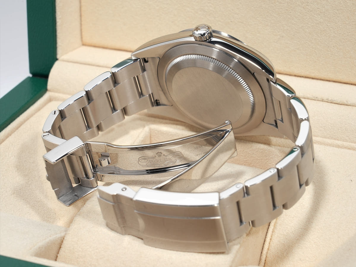 ロレックス エクスプローラーI Ref.214270 SS ブラック文字盤 中古 e29f8w33