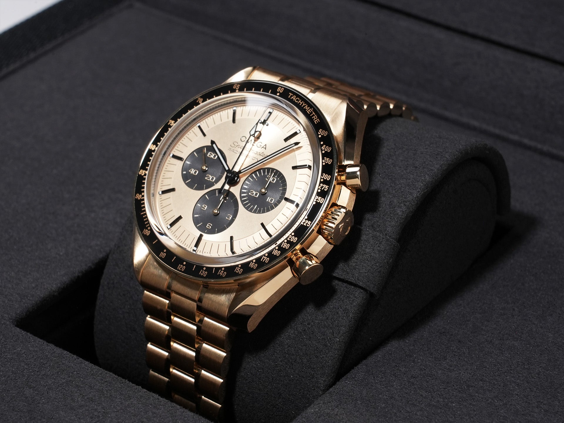 オメガ スピードマスター ムーンウォッチ プロフェッショナル Ref.310.60.42.50.99.002 MOONSHINE GOLD シャンパン文字盤 極美品 rdp52hyg