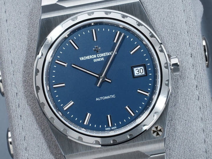 ヴァシュロンコンスタンタン ヒストリーク 222 Ref.4200H/222A-B934 SS ブルー文字盤 未使用 tbpgvwze