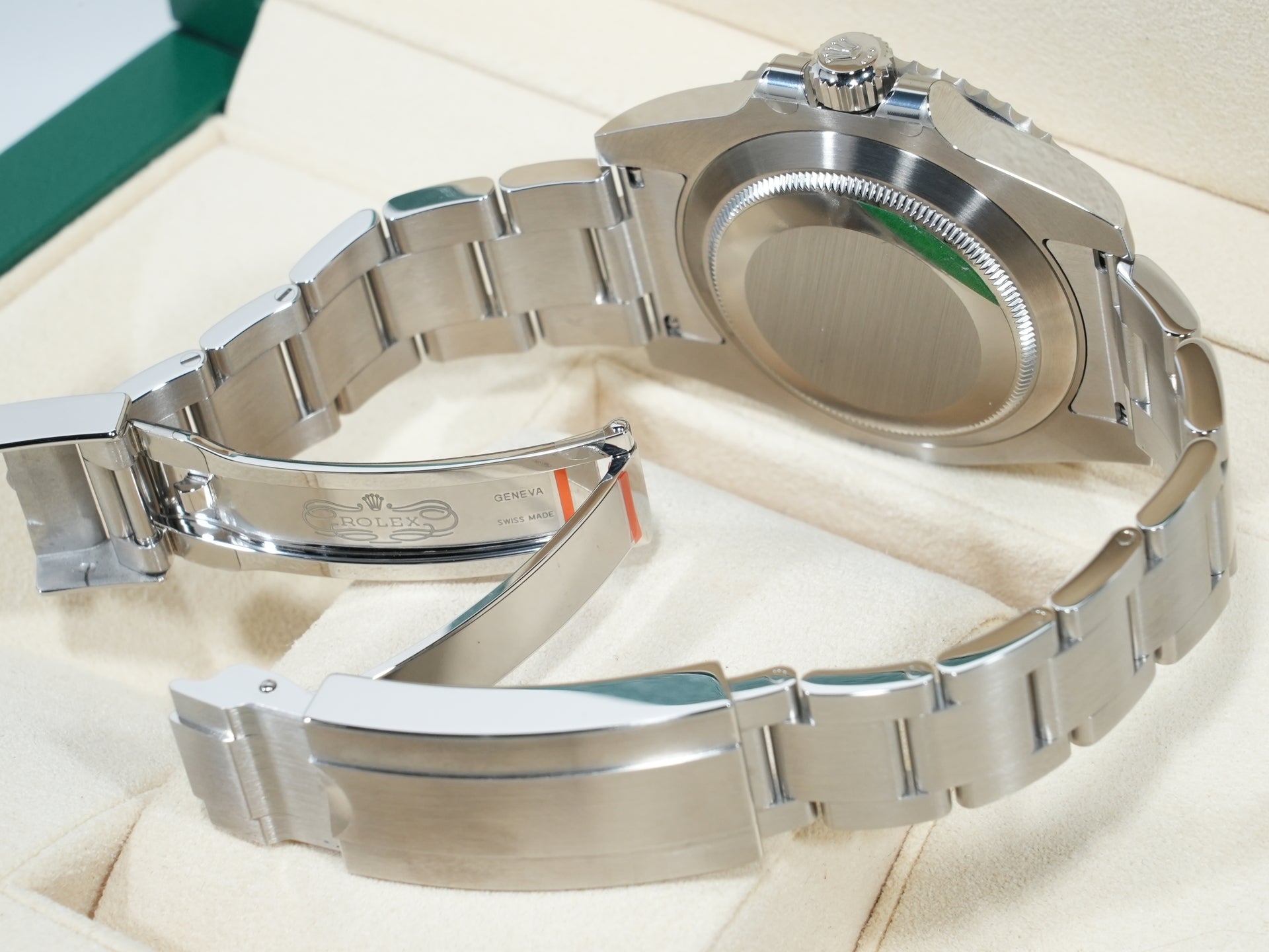 ロレックス サブマリーナー デイト Ref.116610LV SS グリーン文字盤 未使用 3rc95scs