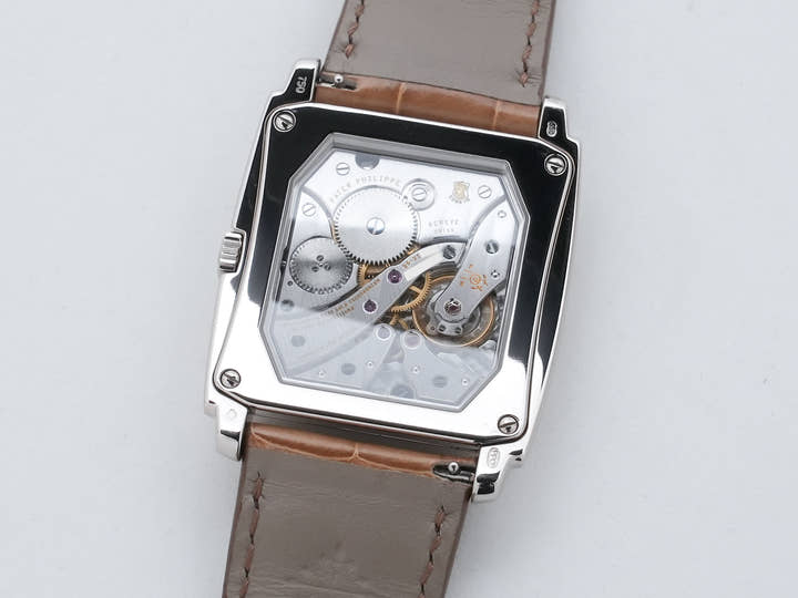 パテックフィリップ ゴンドーロ Ref.5124G-001 ホワイトゴールド サーモン文字盤