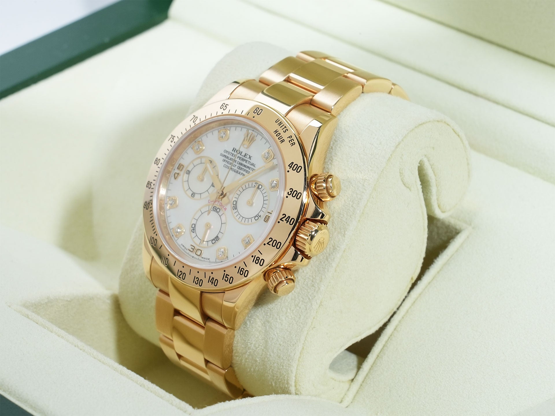 ロレックス デイトナ Ref.116528 18KYG ホワイトシェルx8Pダイヤ文字盤 中古 5wh47tz7