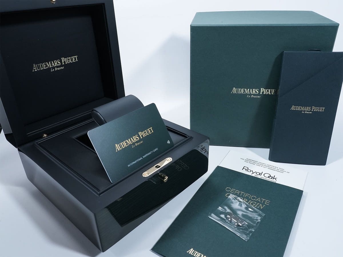 オーデマピゲ ロイヤルオーク クロノグラフ 50周年記念 Ref.26240ST.OO.1320ST.03 SS シルバー文字盤 中古 sxm8xoee