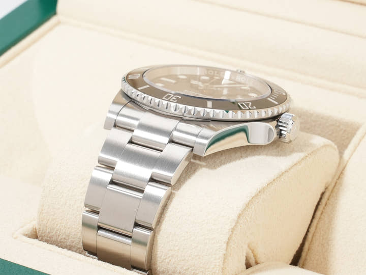 ロレックス サブマリーナー ノンデイト Ref.124060 ステンレススチール ブラック文字盤