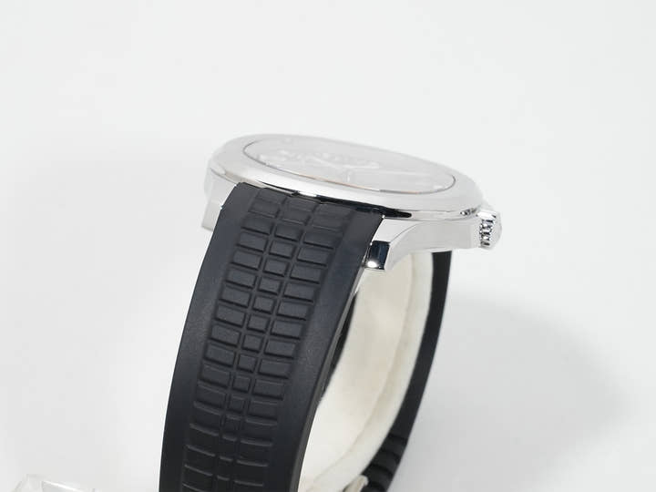 パテックフィリップ アクアノート Ref.5167A-001 ステンレススチール ブラック文字盤