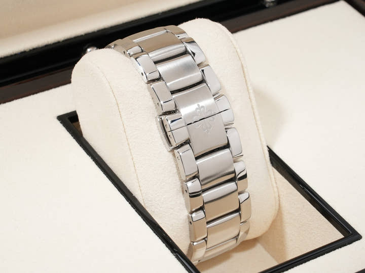 パテックフィリップ アクアノート エクストララージ Ref.5167/1A-001 ステンレススチール ブラック文字盤 中古 95thkcqg