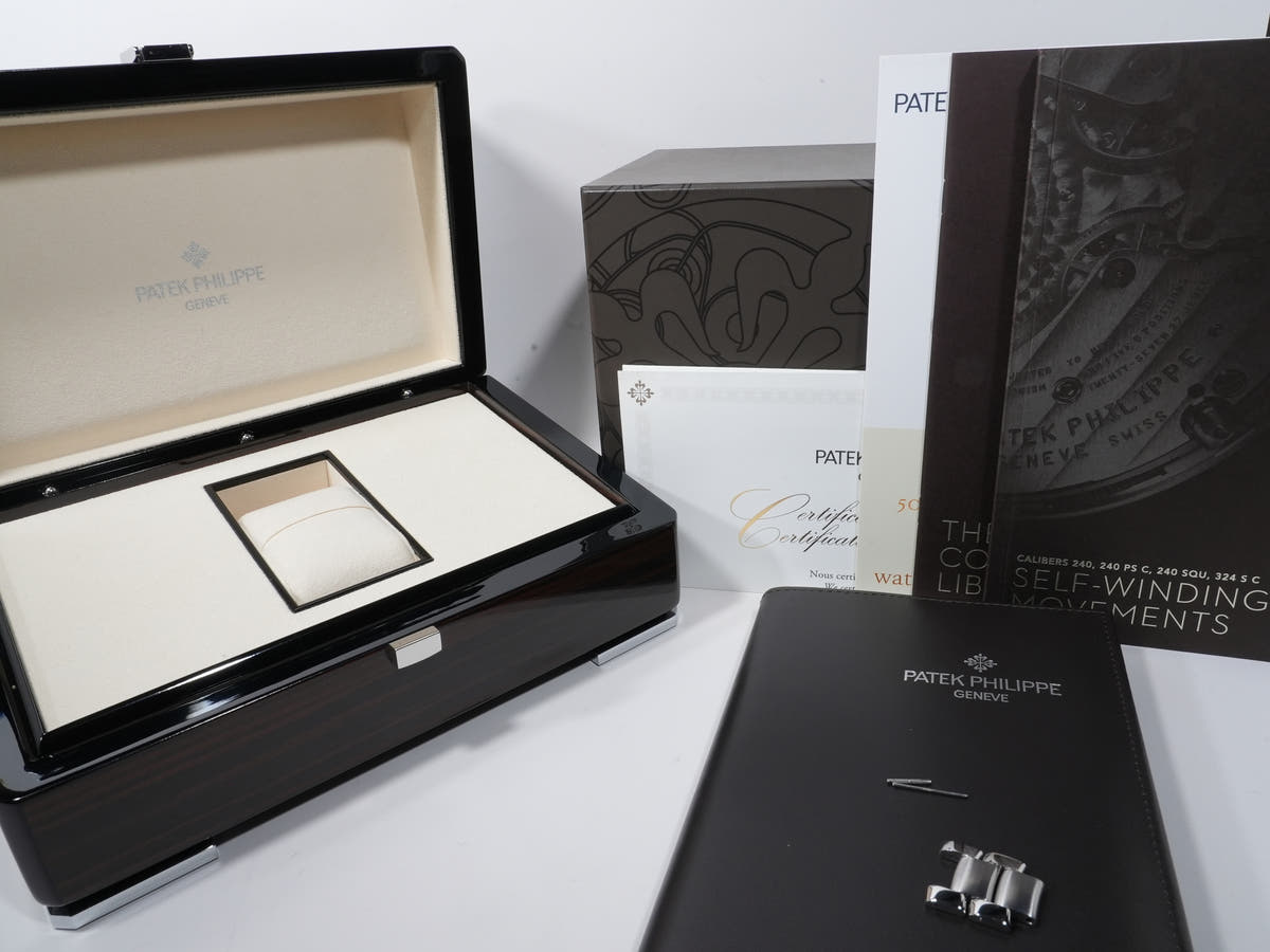 Patek Philippe Aquanaut Extra Large Ref. 5167/1A-001 Stainless Steel Black Dial Pre-owned 95thkcqg