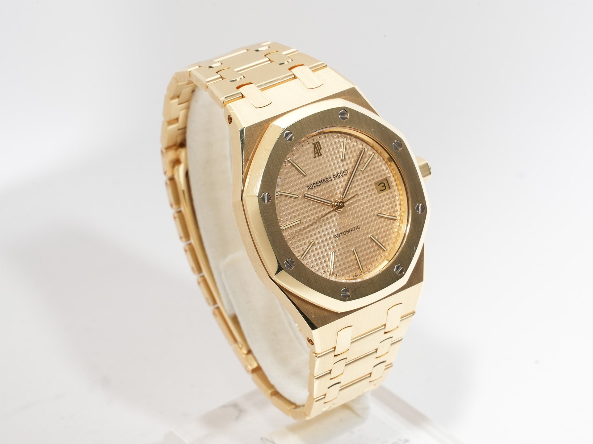 Audemars Piguet Royal Oak Ref. 14790BA.OO.0789BA.03 18KYG Champagne Dial Pre-owned qd32eszz