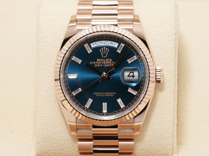Rolex Day-Date 36 Ref. 128235 Everose Gold Blue-Green Dial