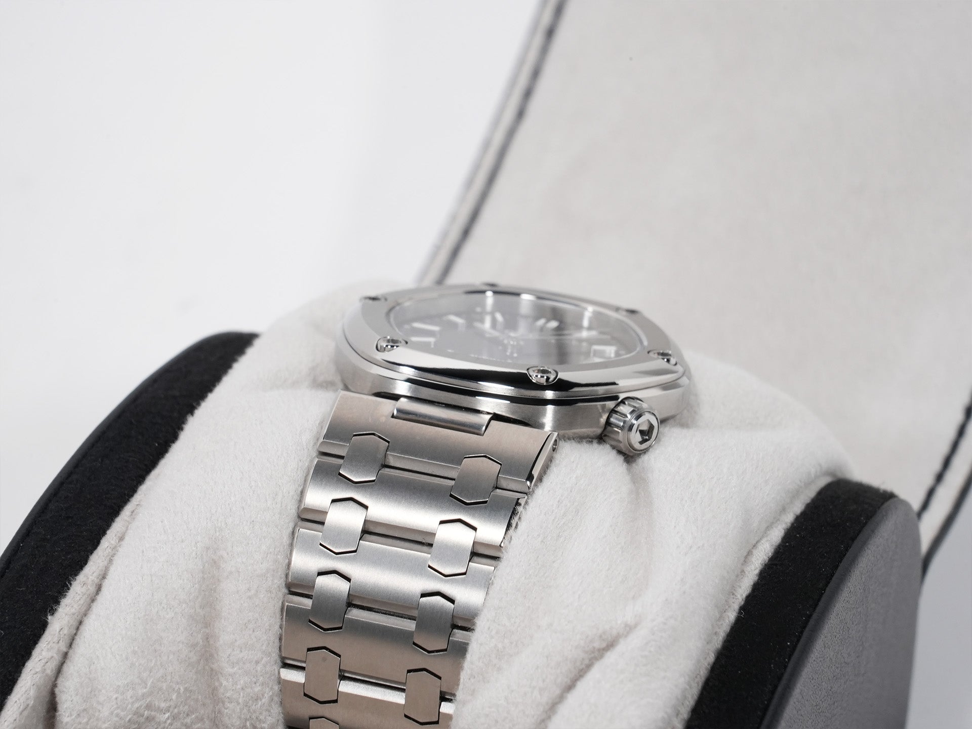 Seiko Credor Locomotive Ref.GCCR999 TI Black Dial Excellent Condition 3drxtj6k