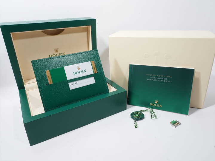 ロレックス サブマリーナー デイト Ref.116613LN ステンレススチール/イエローゴールド ブラック文字盤